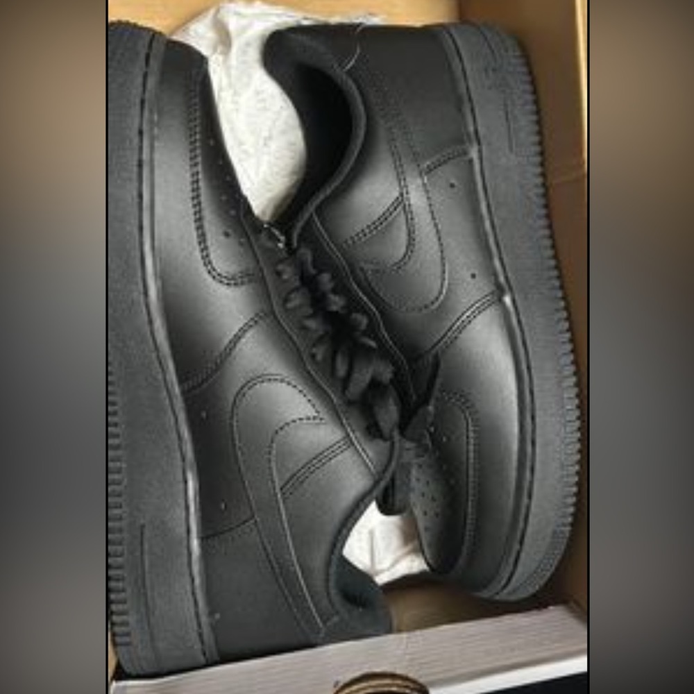 nike air force 1 (black)